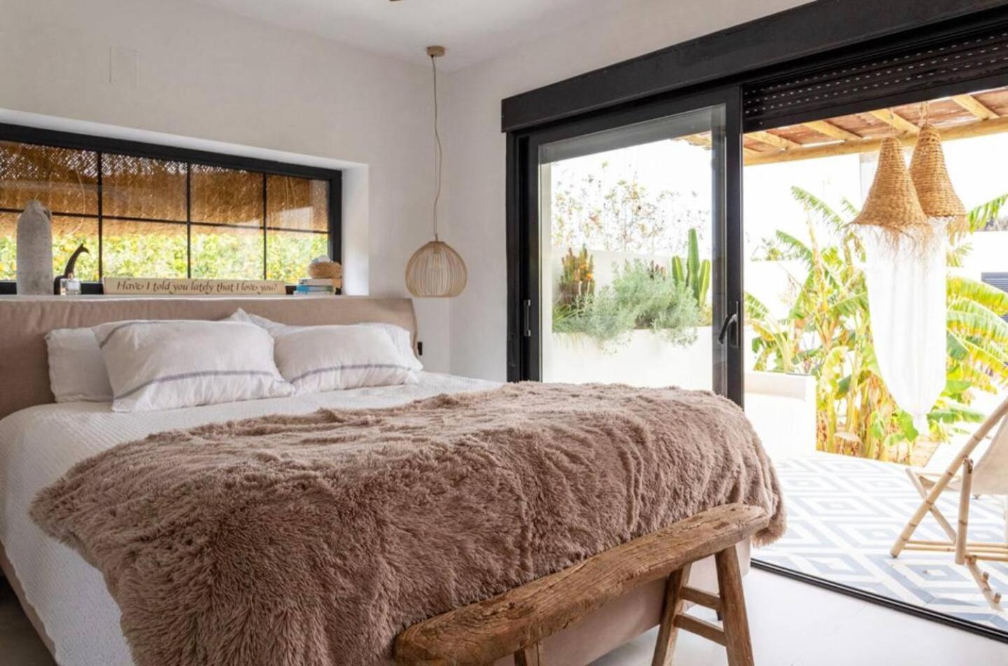 Casanoa Luxury Villa Bed And Breakfast 자베아 외부 사진